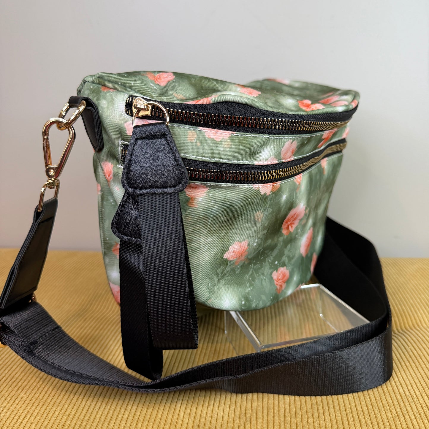 The Roni Nylon Crossbody - Sage Green Star Roses