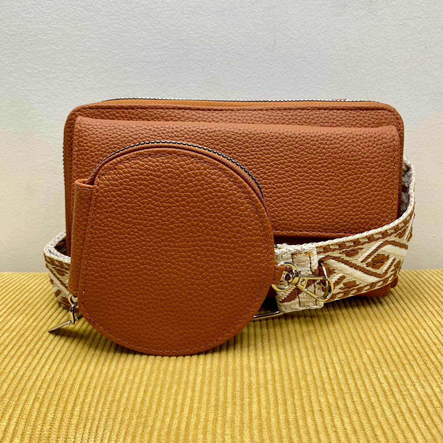 Alice Phone Wallet - PREORDER